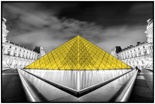 现代摄影菲凡画廊 简约现代建筑金字塔摄影晶瓷画